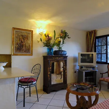 Castillo Bailey By Interhome